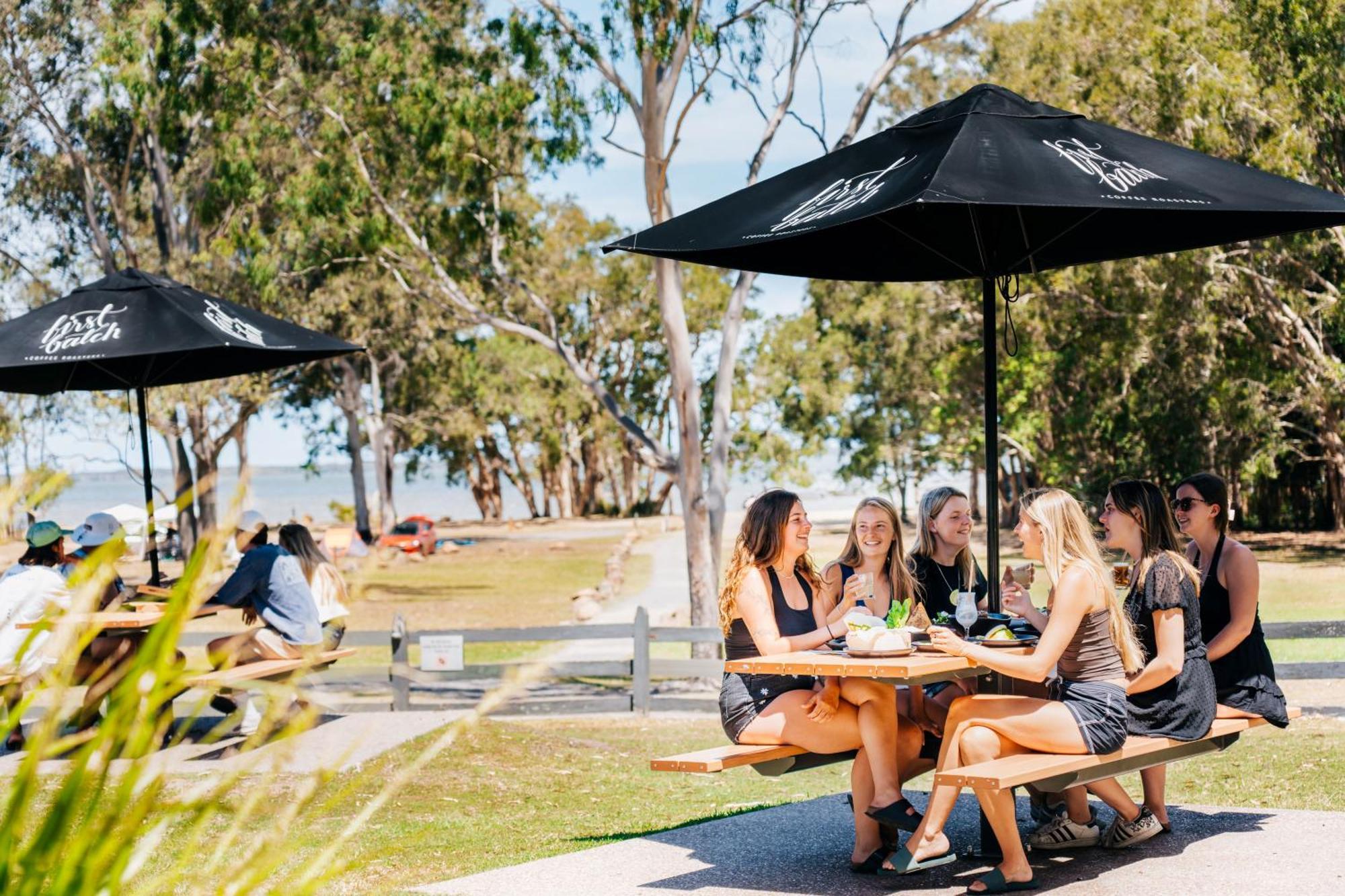 Kangarooms Noosa Everglades Cootharaba 외부 사진